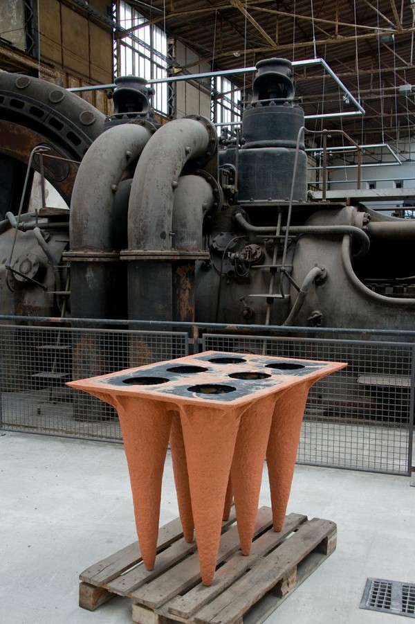 Blick in die Ausstellung Technophilia