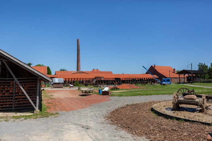 Blick auf das Geländer der Ziegelei Lage