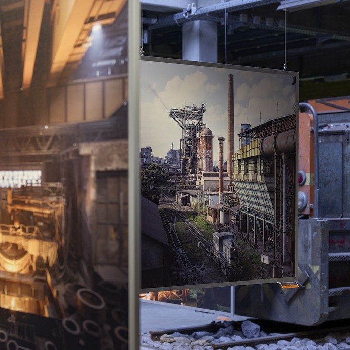 Blick in die Ausstellung (vergrößerte Bildansicht wird geöffnet)